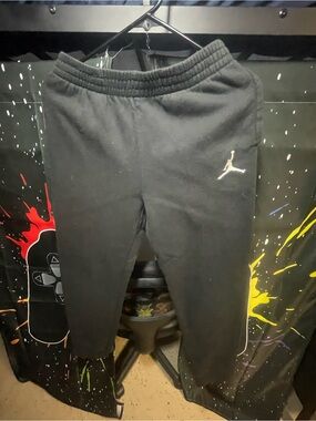 Jordan Black Kids Fleece Joggers with White Jumpman